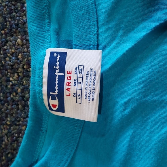 Vtg champion shirt . Lrg - Picture 3 of 4